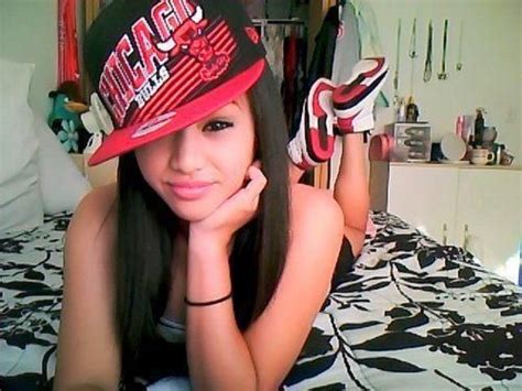Mexican Swaggie Cx Girls In Snapbacks Girl Swag Pretty Girl Swag