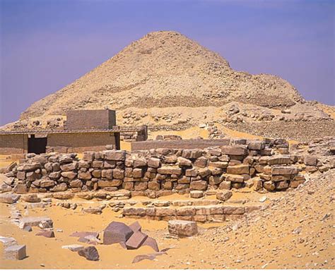 Pyramids Of Pepi II And His Queens Crystalinks
