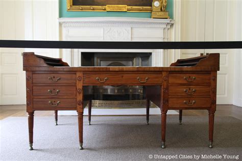 The Desk Of George Washington Inside Nyc City Halls Governor Room