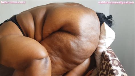 Ass Wipe For Tinas Musky Crack Real African Femdom