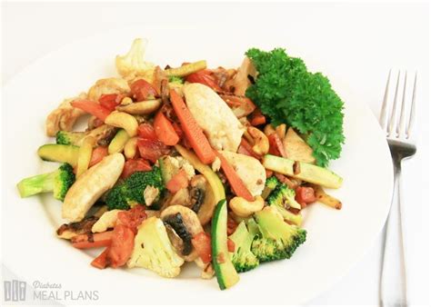 Serve with a bowl of steamed rice and will take you halfway to paradise. Chicken Cashew Veggie Stir Fry | Recipe (With images) | Healthy snacks, Healthy recipes, Recipes