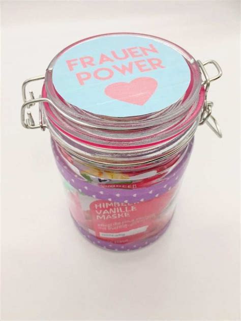 Wer die steuererklärung selber machen will, sollte einige grundlagen kennen. überlebenspillen Smarties Vorlage Hübsch Diy Geschenke Im ...