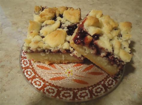 Raspberry Crumble Bars Just A Pinch Recipes
