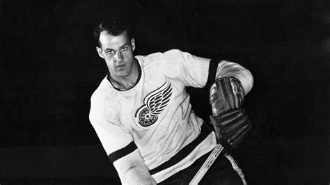 Gordie Howe Was The Ideal Canadian Athlete The New Yorker