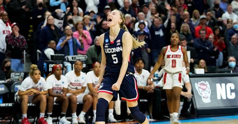 Scoggins Paige Buckets Returns — And She S Bringing Uconn Home To Final Four Archyde