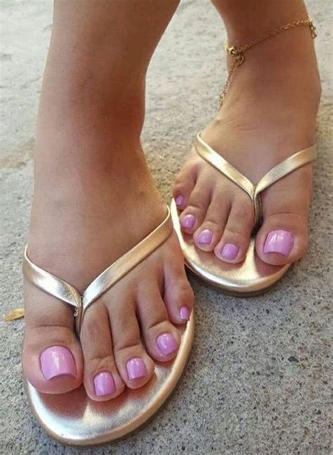 Pin On Oh Them Beautiful Feet And Toes 2