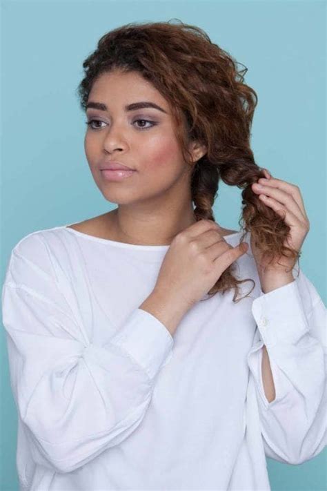 How To Fishtail Braid Curly Hair Master This Hair Trend