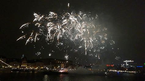 Happy New Year 2019 Fireworks In Stockholmsweden Youtube