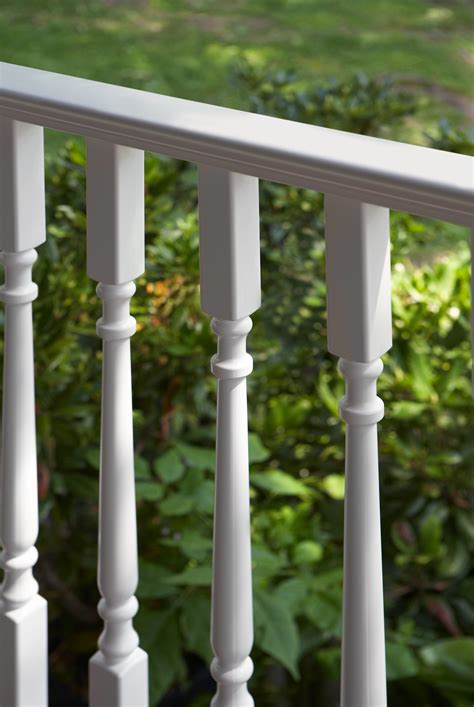 We did not find results for: CertainTeed's EverNew® Kingston Vinyl Railing | Maintenance-Free