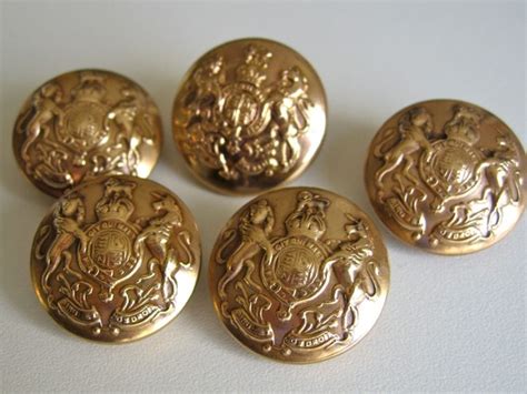 Original British World War Ii Army Uniform Worn Buttons