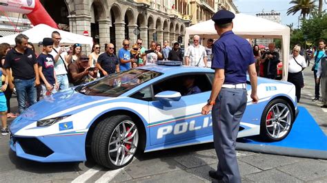 Lamborghini Huracán Lp610 4 Polizia A Cagliari Youtube
