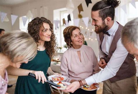 How To Be A Good Party Guest Party Etiquette You Need To Know The Organized Mom