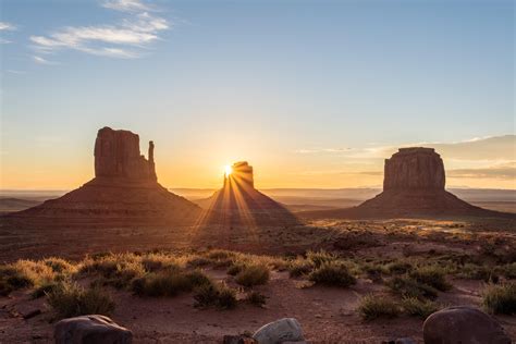 Expose Nature Sunrise Over Monument Valley Utah Oc 8649 × 5766