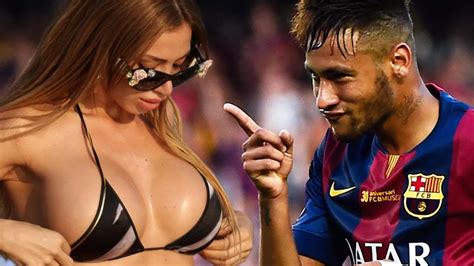 Neymar S Girlfriend Pictured Relaxing On Beach Just Weeks After Brazil Star Flew Her To Spain