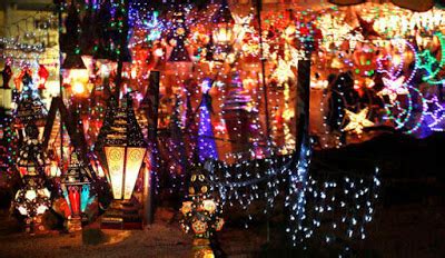 من هنا تجد مجموعة من الخلفات الرمضانية الجديدة لعام 2021، تحتوي على خلفيات هلال رمضان، فوانيس رمضان جديدة، زينة رمضان بشكل مميز تابع معنا الصور التالية واحفظها في جهازك الموبايل صور اجمل صور لزينة رمضان صور زينة رمضان روعة 2021 , اروع ...