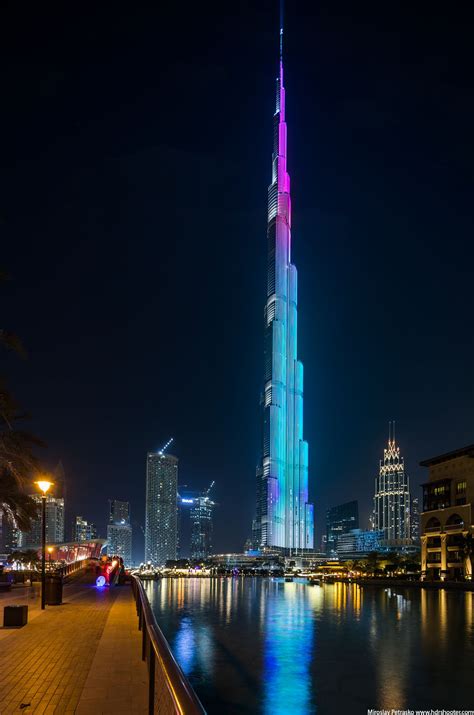 The World S Tallest Building Burj Khalifa Captivates