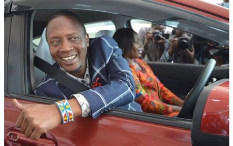 Don't miss out on videos on youtube. President Uhuru's look-like finally gifted a car | Vikenya