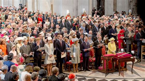 2016 annie leibovitz / pa wire. See All the Royals at Queen Elizabeth's 90th Birthday ...