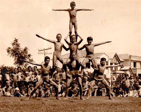 Acrobatic Show In Copacabana Circa 1930 R Oldschoolcool