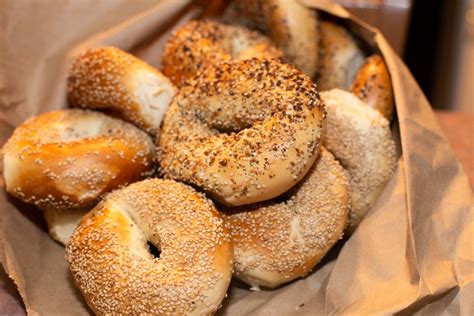 🥖 Which Is Healthier Bagel Or Oatmeal