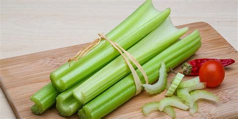 28 Green Vegetables That Are Great For Your Health