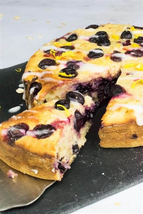 In a bowl combine the blueberries, coconut sugar, lemon juice and vanilla extract and gently coat the blueberries with the mixture and set aside. Healthy Lemon & Blueberry Yogurt Cake | Recipe | Yogurt cake healthy, Blueberry yogurt cake ...