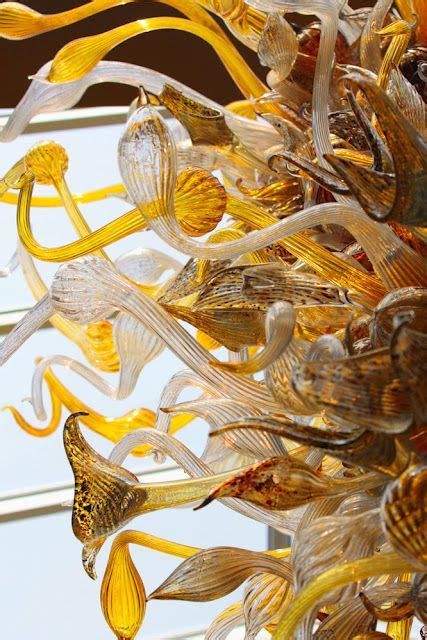 Dale Chihuly His Work Is Remarkable Contemporary Art Daily Blown Glass Art Dale Chihuly