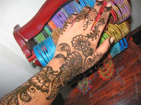 Check spelling or type a new query. Beautiful Latest Simple Arabic Pakistani Indian Bridal Girl Mehndi Designs.: Mehndi designs for ...