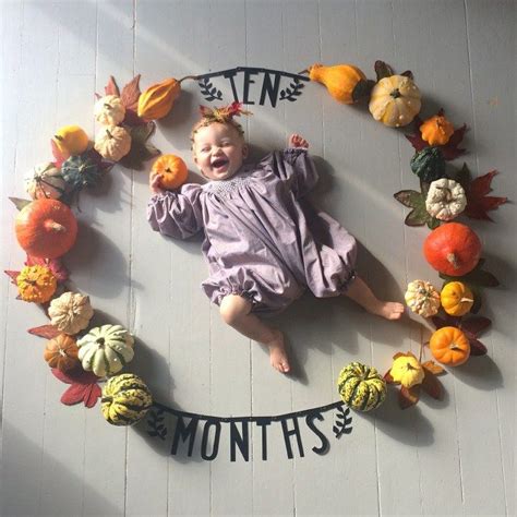 200+ vectors, stock photos & psd files. Monthly Photo Series (With images) | Fall baby pictures ...