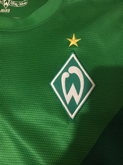Mit vollgas in das saisonfinale. Werder Bremen Home football shirt 2012 - 2013. Sponsored ...