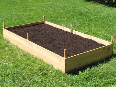 How To Build A Cedar Raised Garden Bed Dengarden