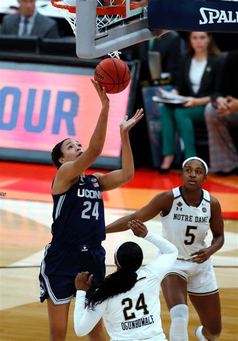 Womens Final Four Notre Dame Knocks Out Uconn Again The New York Times