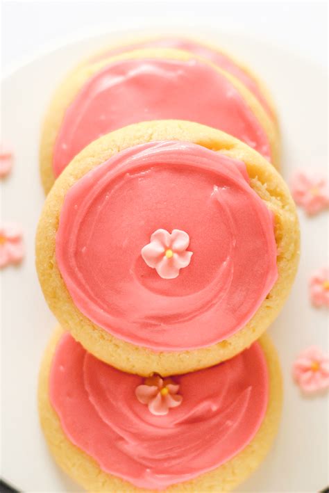 Soft And Fluffy Pink Frosted Sugar Cookies Make And Takes
