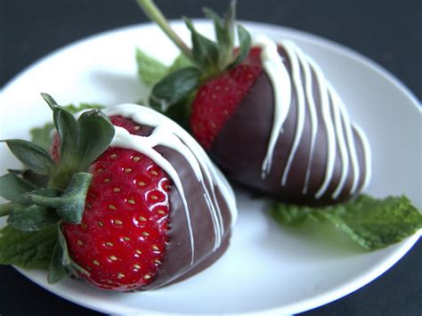 Chocolate Covered Strawberries Inspire Many Valentines Day Treats