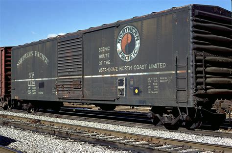 Np Boxcar 1130 Northern Pacific Railway Boxcar 1130 At Cic Flickr