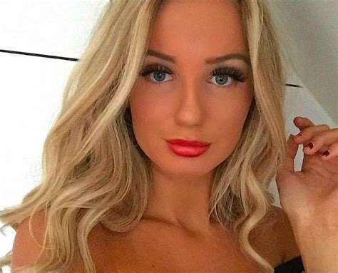 Woman Smashed With Bottle After Pushing Man Groping Her In Club Unilad