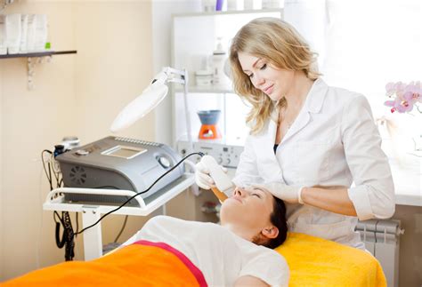Medical Aestheticians What They Do And How To Become One