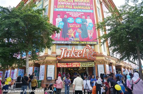 Jangan lupa saksikan rancangan oh my family setiap rabu mulai 11 april 2018, jam 9.00 malam di astro ria (saluran 104) kini oh my family raya kembali untuk hiburkan anda dengan misi baharu untuk. Beli Baju Raya Oh Meriahnya Raya Dengan Jakel!