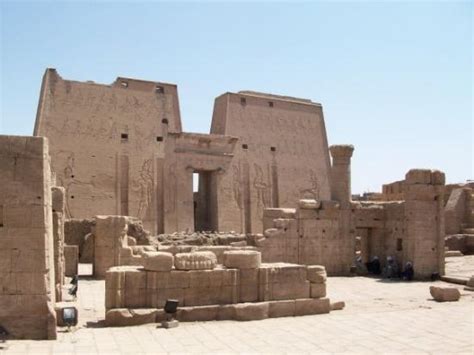 Horus Temple Edfu Picture Of Temple Of Horus At Edfu Nile River
