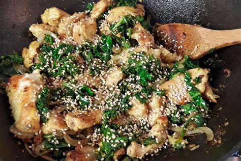 Chicken And Blended Brassica Stir Fry Wildfit®