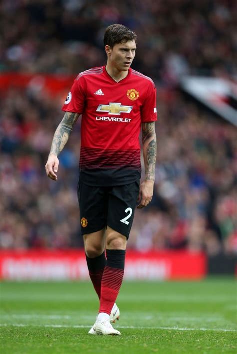 We've gathered more than 5 million images uploaded by our users and sorted them by the most popular ones. #Victor Lindelof | Manchester united, Manchester united ...
