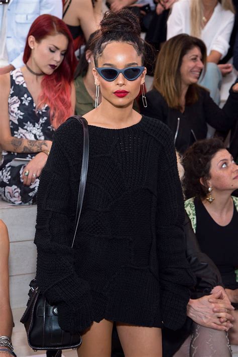 Is That You Zoë Kravitz How The Singer Transformed Her Look For The Front Row Zoe Kravitz