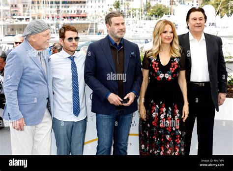 cannes frankreich 15th may 2018 stacy keach director kevin connolly john travolta kelly
