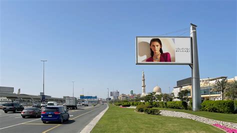 Unipole Uae42 Advertising Dubai Uae Backlite Media
