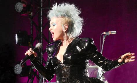 Cyndi lauper net worth she has a net worth of 30 million dollars. Musica Internazionale, Nuove Uscite. Cyndi Lauper e il suo ...