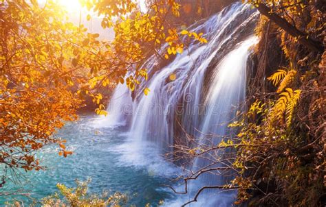 Waterfall In Autumn Stock Image Image Of Plitvice Color 77498175