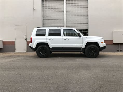 2017 Jeep Patriot Se Rro Lift With Some Nice At Tires Jeep Patriot