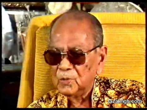 Tuanku abdul rahman diputerakan pada 24 ogos 1895 manakala sultanah bahiyah diputerakan pada 24 ogos 1930. Tunku Abdul Rahman - Interview 1987 - YouTube