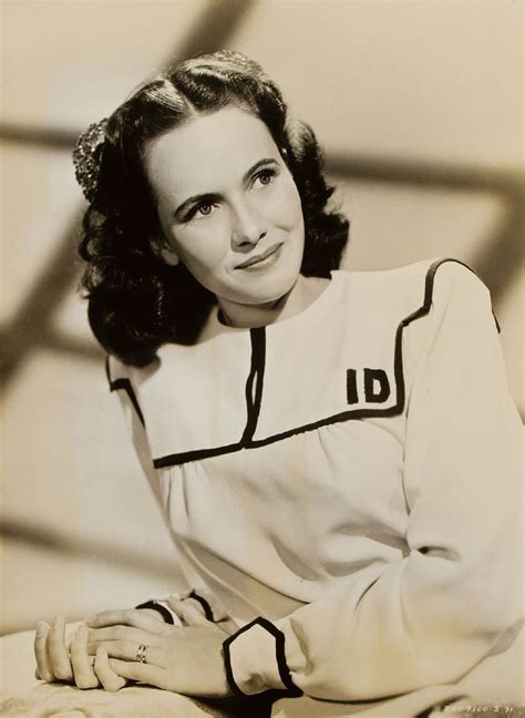 Teresa Wright Actress From Mrs Miniver 1942 Shadow Of A Doubt