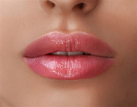 Lip Fillers There S Beauty In The Volume The Rolling Stone MedSpa